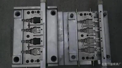 Socket plastik piki mwazi